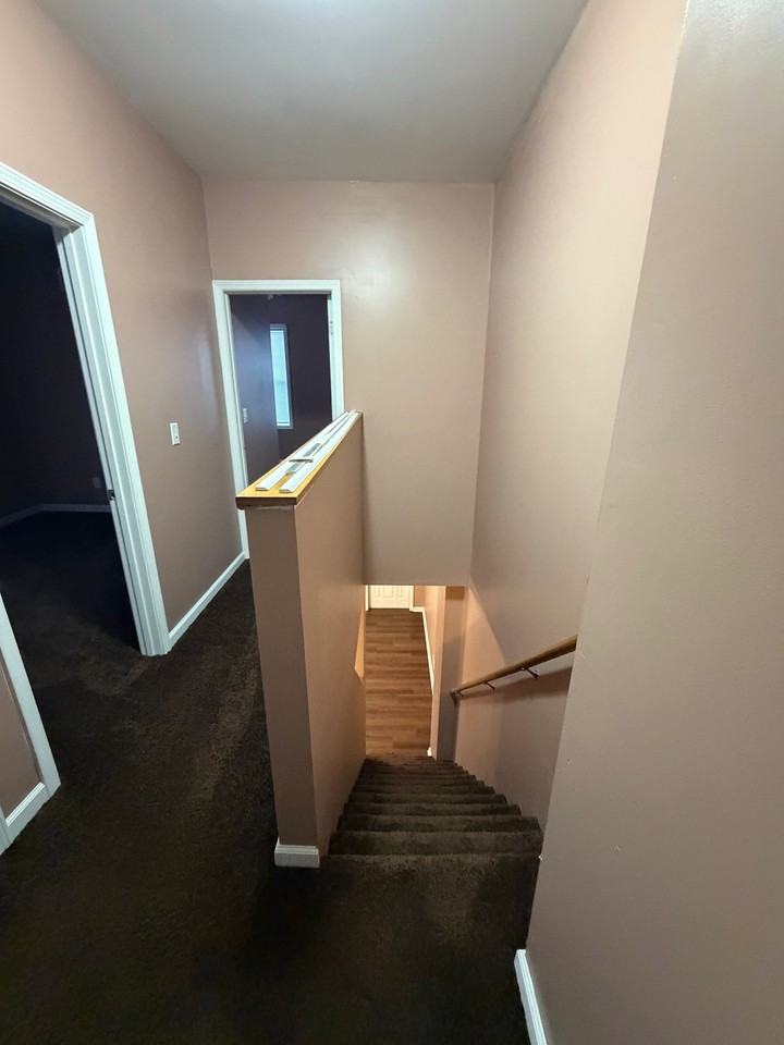 701 1/2 10th Ave - Photo 3 of 14