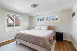 featured image of 3715 Rendle Ave