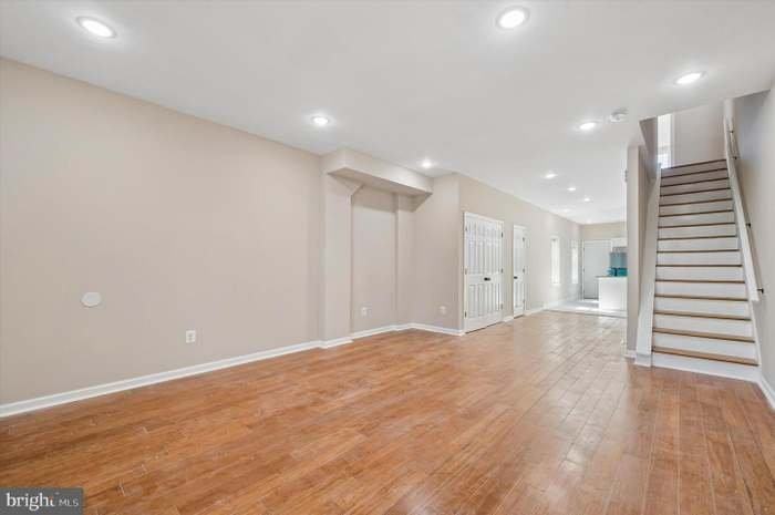 6034 Irving St - Photo 7 of 13