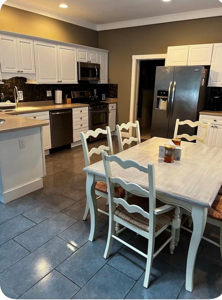 600 Jonathan Hoffman Rd - Photo 7 of 18