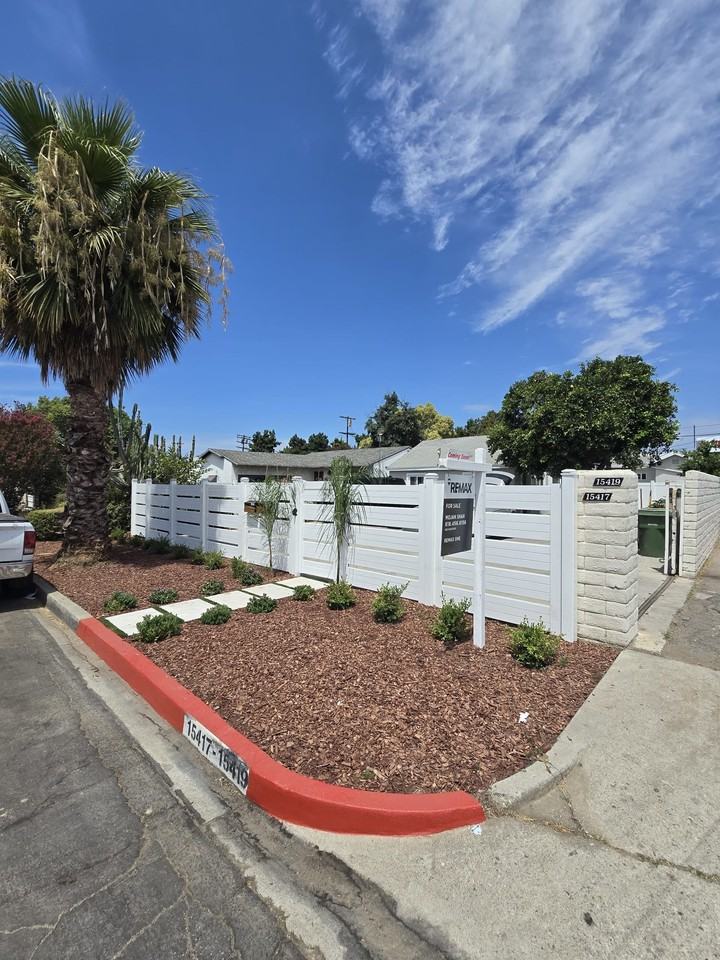 15417 Tuba St #2 - Photo 6 of 6