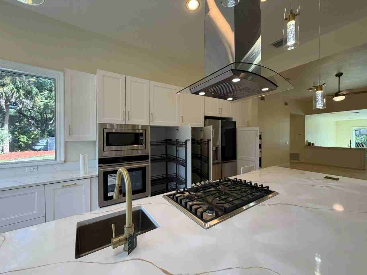 672 Mossy Branch Ct - Photo 3 of 20