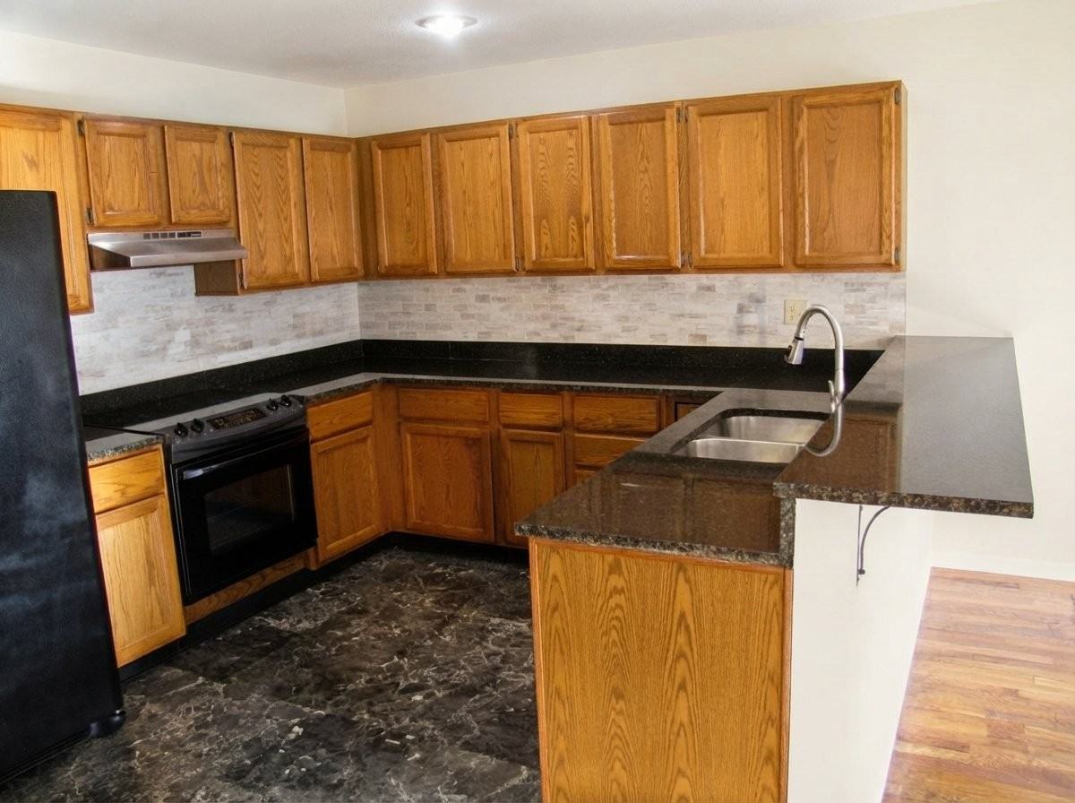 4627 Genessee St Apt B - Photo 5 of 20