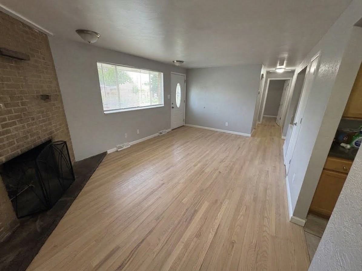 7641 Elmwood Ln - Photo 6 of 13