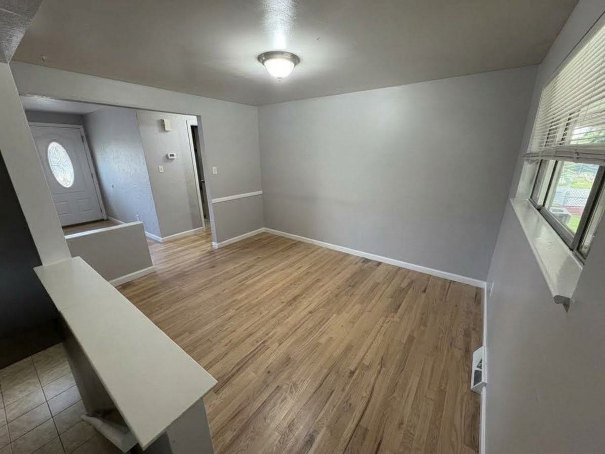 7641 Elmwood Ln - Photo 7 of 13