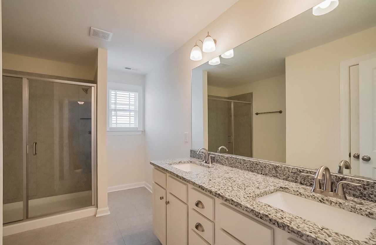 743 Elm St #1 - Photo 6 of 9