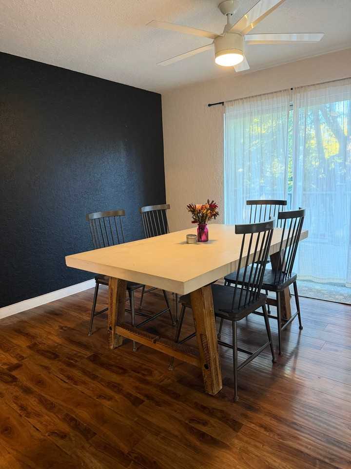 675 Maple Dr - Photo 3 of 12