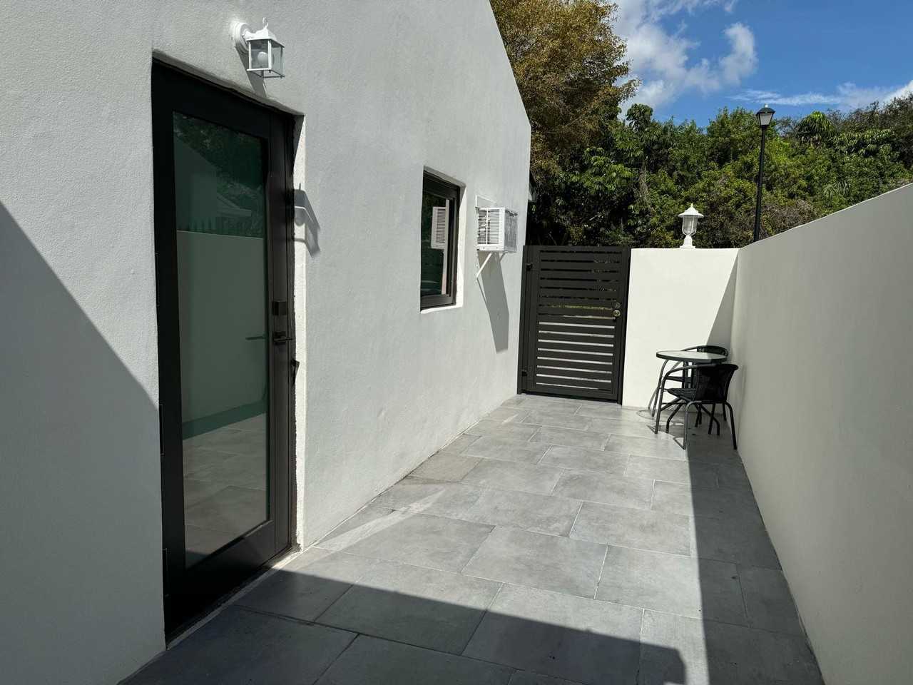 11520 Swst - Photo 3 of 16