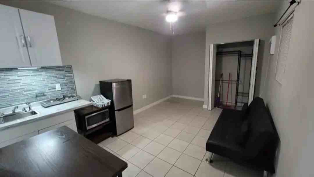 11520 Swst - Photo 6 of 16