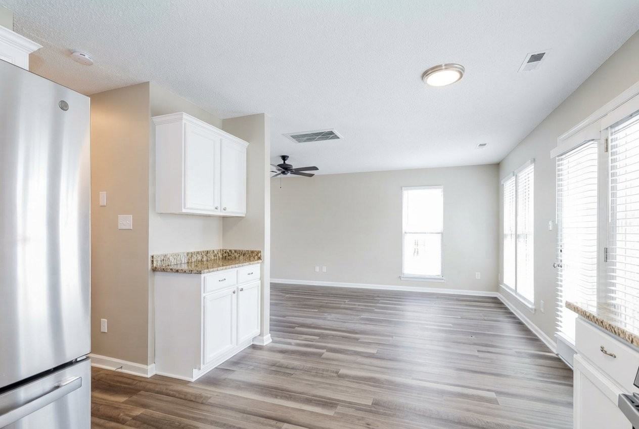 11090 S Blue Bayou Dr - Photo 2 of 7