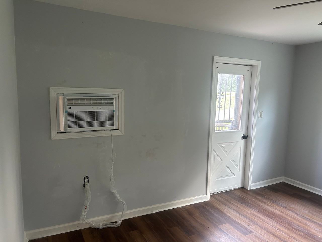555 Logue Rd - Photo 3 of 6