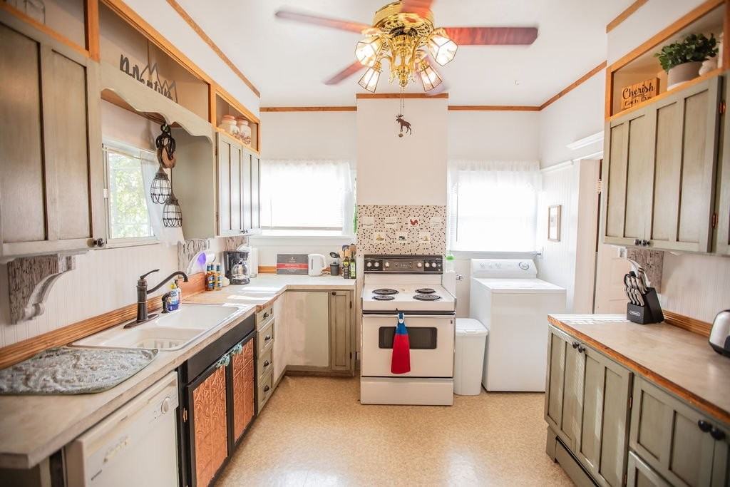 42124 Lamborn Mesa Rd - Photo 5 of 10
