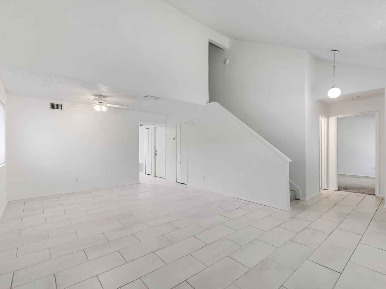 2826 Holy Cross Ln - Photo 3 of 20
