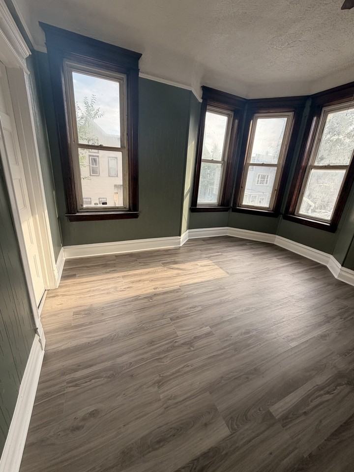 2058 W Cullerton St #2ndFRONT - Photo 5 of 9