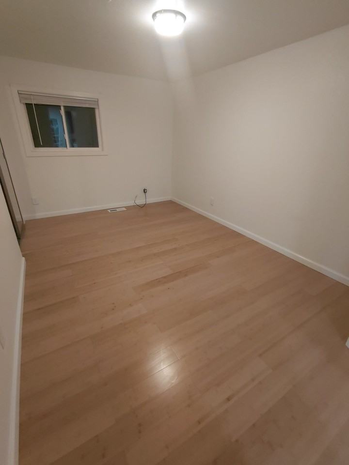 6170 Plymouth Ave - Photo 7 of 10