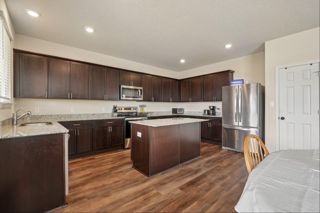 4037 Sun Meadow Ln - Photo 5 of 16