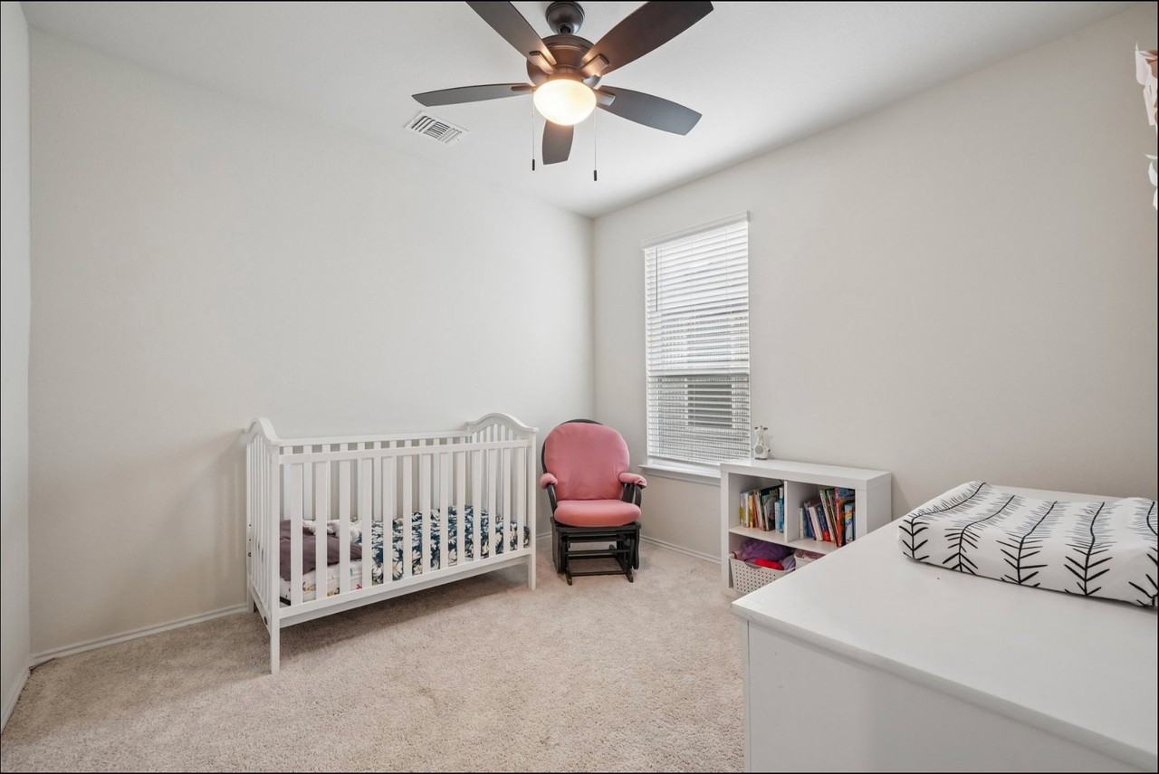 4037 Sun Meadow Ln - Photo 6 of 16