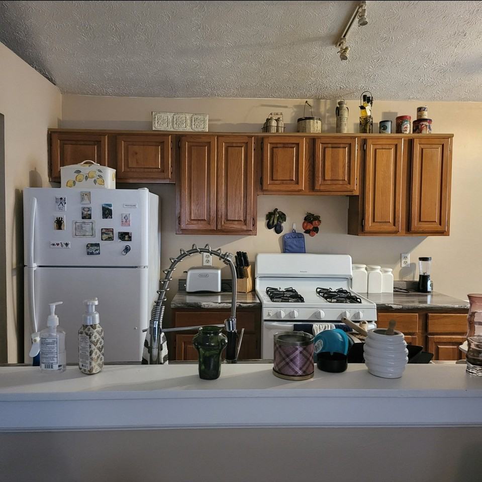 2330 Scenic Hwy - Photo 3 of 9