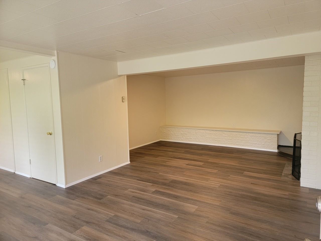 1951 Riverview St #1951 - Photo 3 of 8