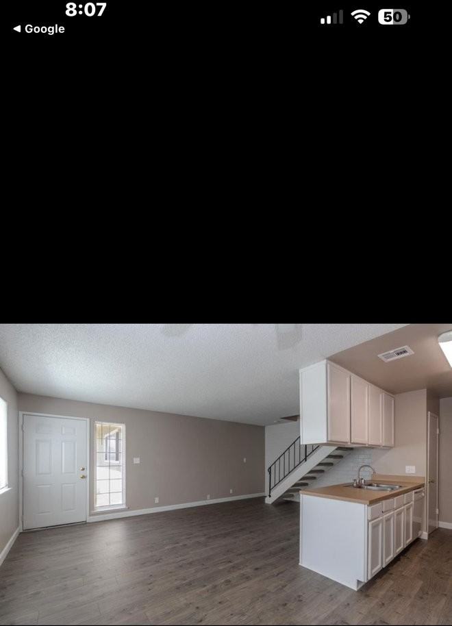 471 W Santa Ana Ave #2 - Photo 3 of 16