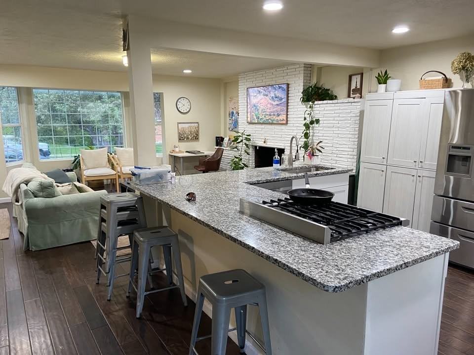 1001 Cedar Ave - Photo 5 of 14