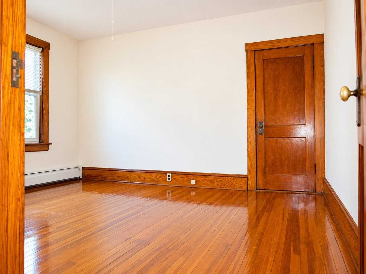411 Allen St #3rdFL - Photo 5 of 11