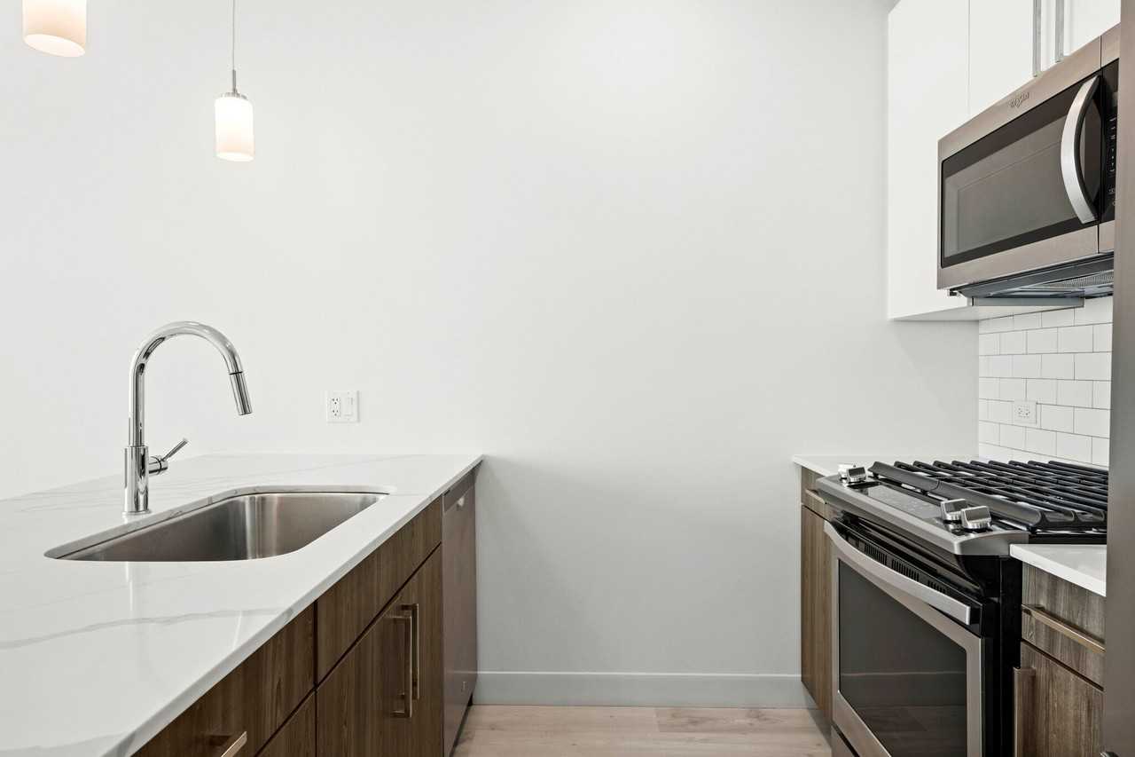 801 S Wabash Ave #4006 - Photo 2 of 20