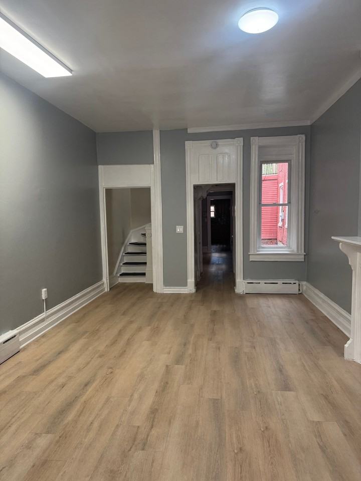 616 Elm St #CASA - Photo 3 of 20