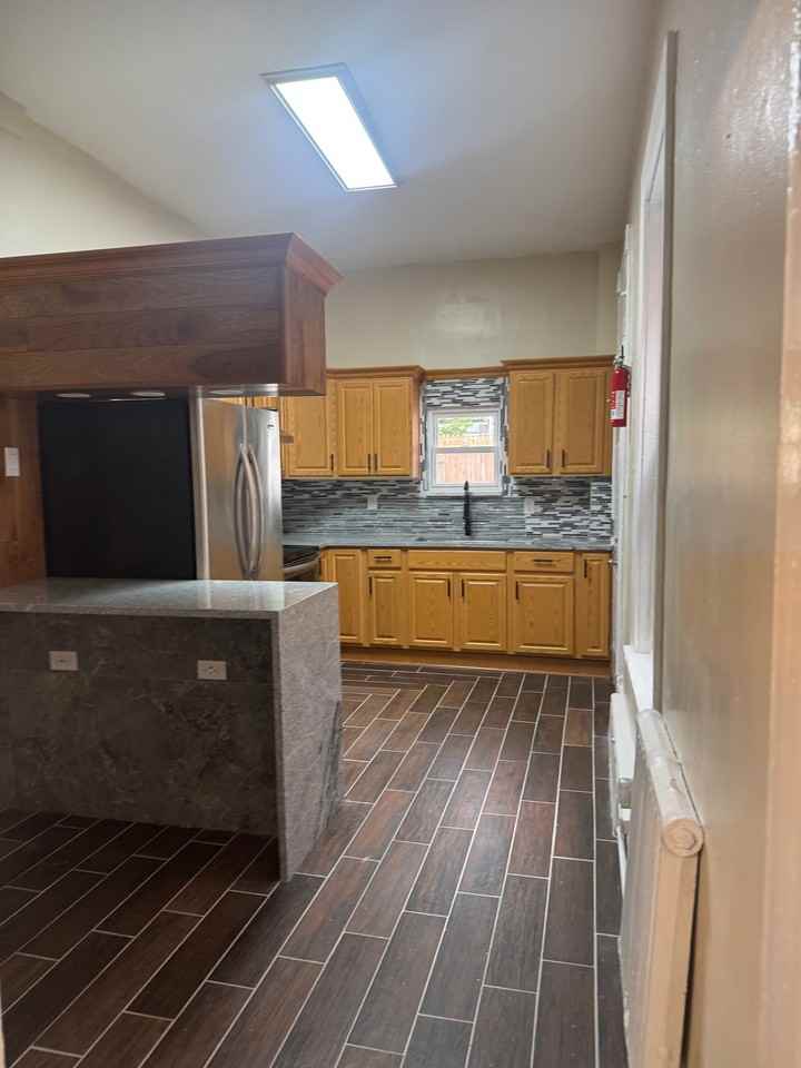 616 Elm St #CASA - Photo 7 of 20