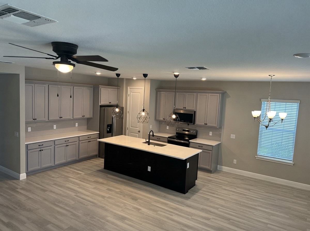 7805 Nemours Pkwy - Photo 4 of 20