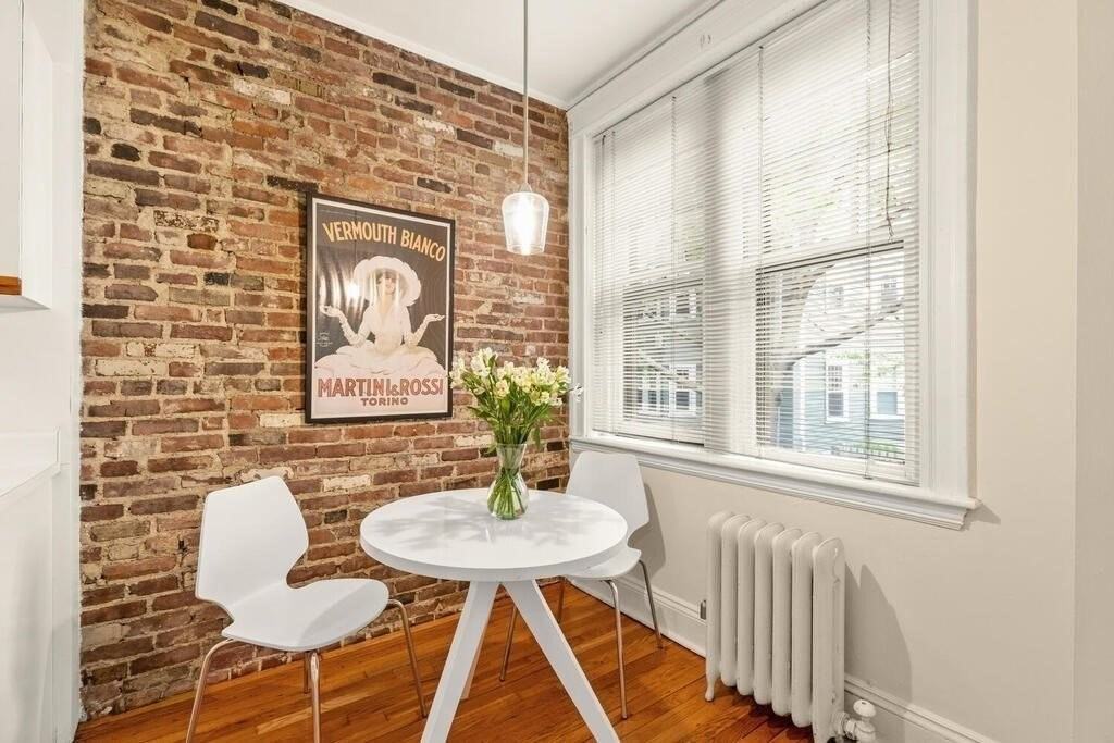 5 Crawford St #7 - Photo 3 of 14