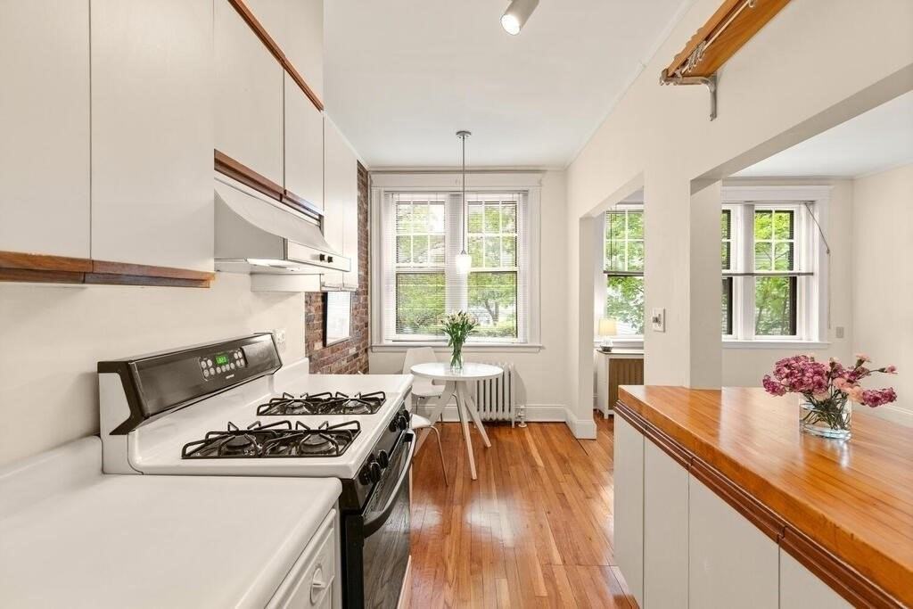 5 Crawford St #7 - Photo 4 of 14