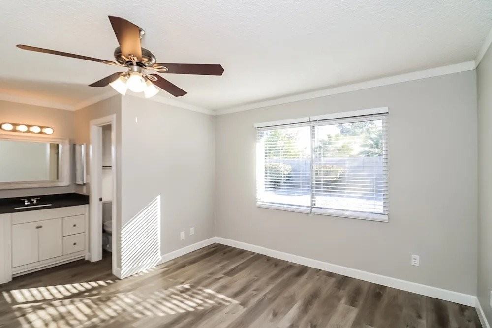 3719 W Evans Dr - Photo 2 of 13