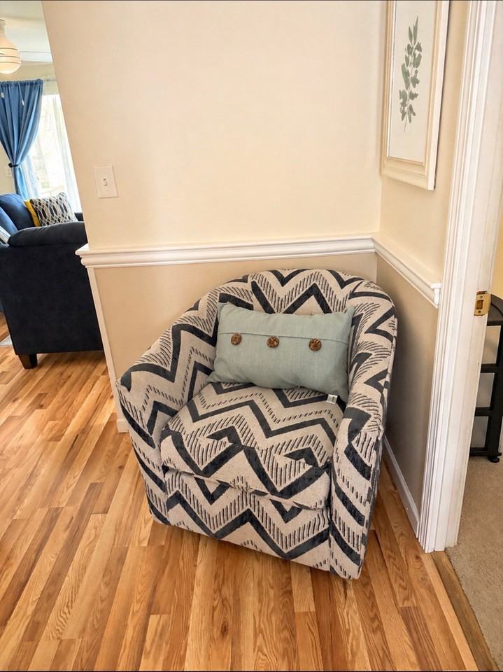 31 Cocasset St #5 - Photo 6 of 10