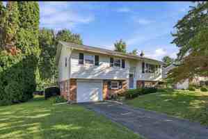 featured image of 425 Nottingham Ave
