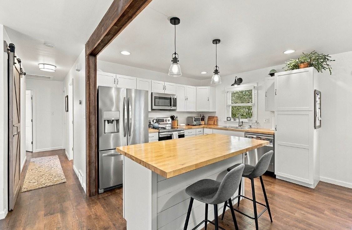 425 Nottingham Ave - Photo 5 of 20