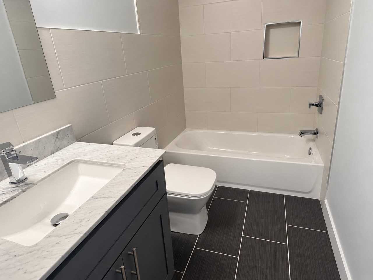 2226 N Franklin St #1 - Photo 5 of 11