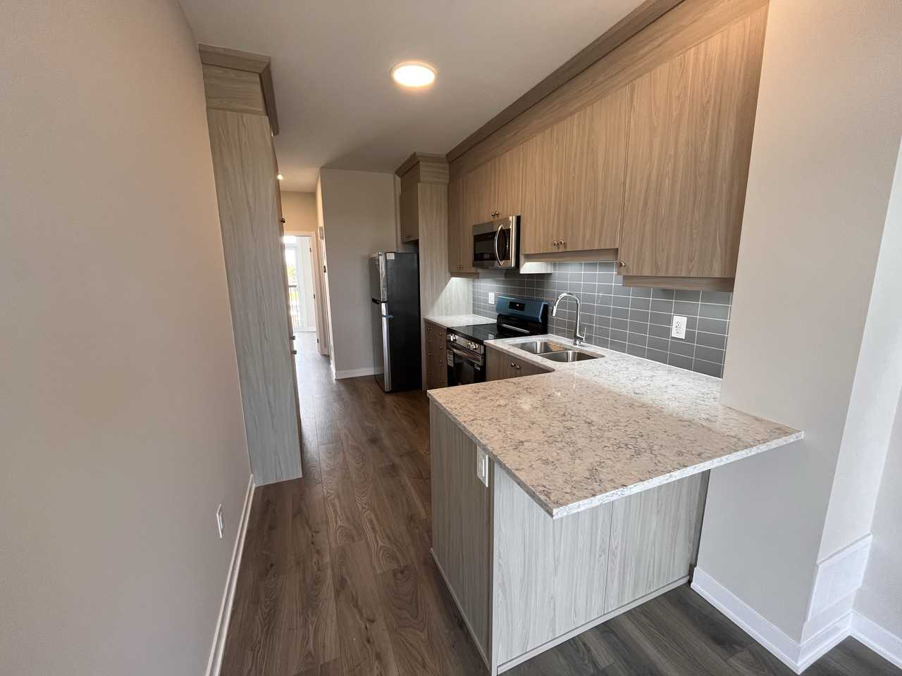 142 Conservancy Dr - Photo 2 of 16