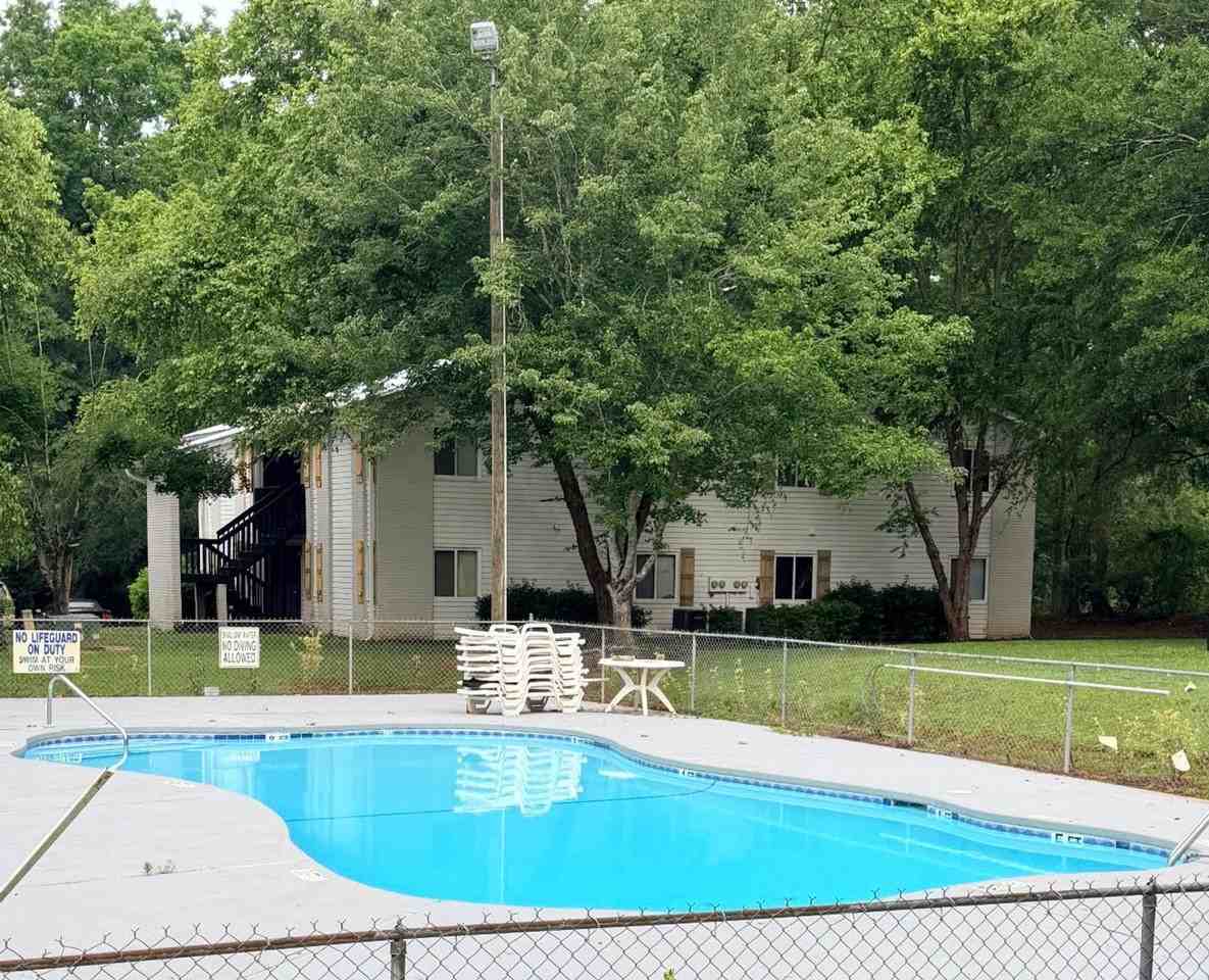 337 337 Emerald Rd N - G2 60% - Photo 3 of 5