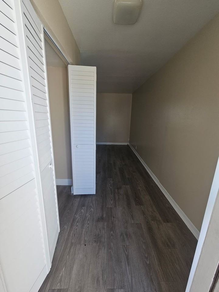 260 W Van Fleet Dr #14 - Photo 4 of 9