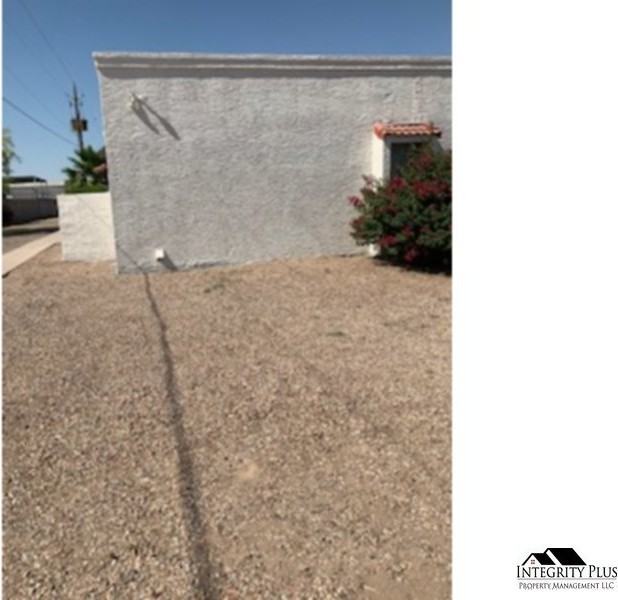290 W Viola St Apt 3 #3