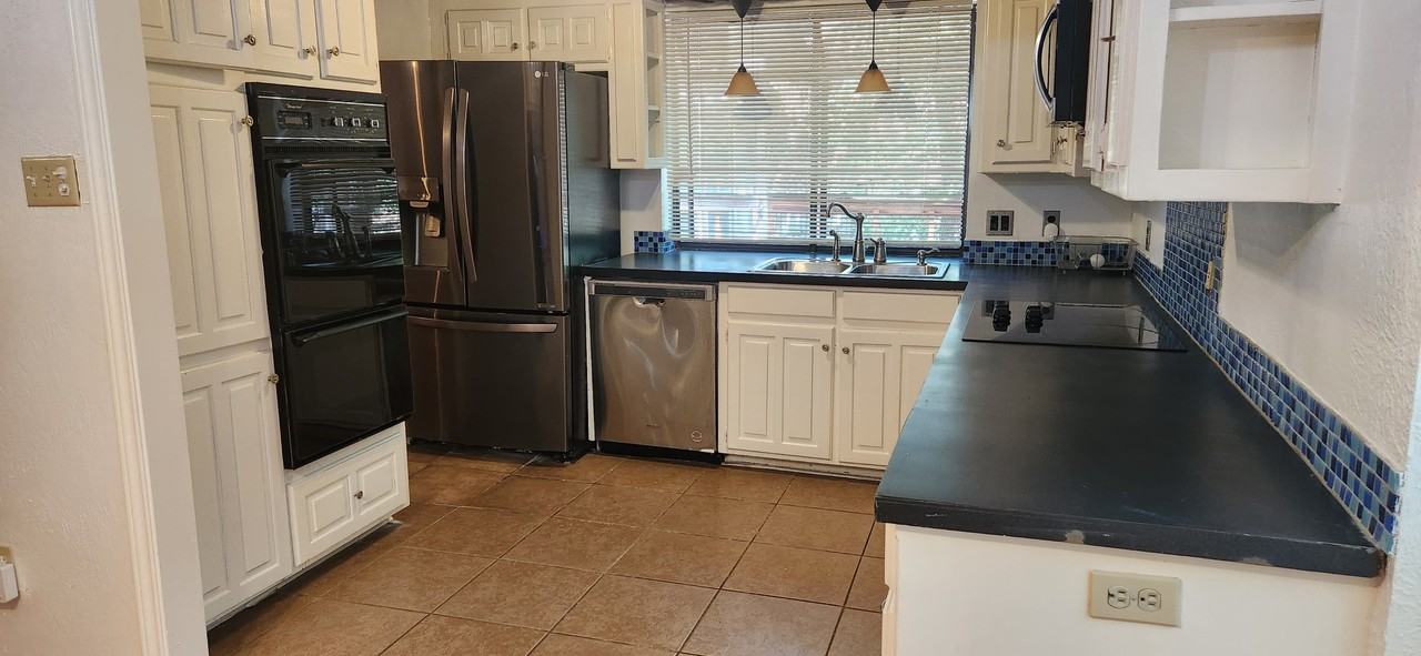 5901 Mountainwood Dr #NA - Photo 4 of 20