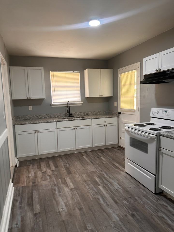 3515 Cottonwood Dr #NA - Photo 3 of 8