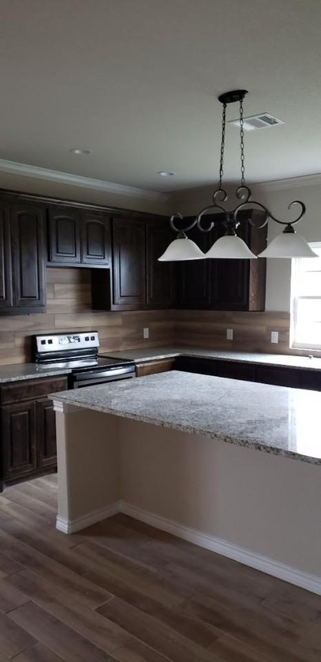 202 N 5th St #A - Photo 3 of 12