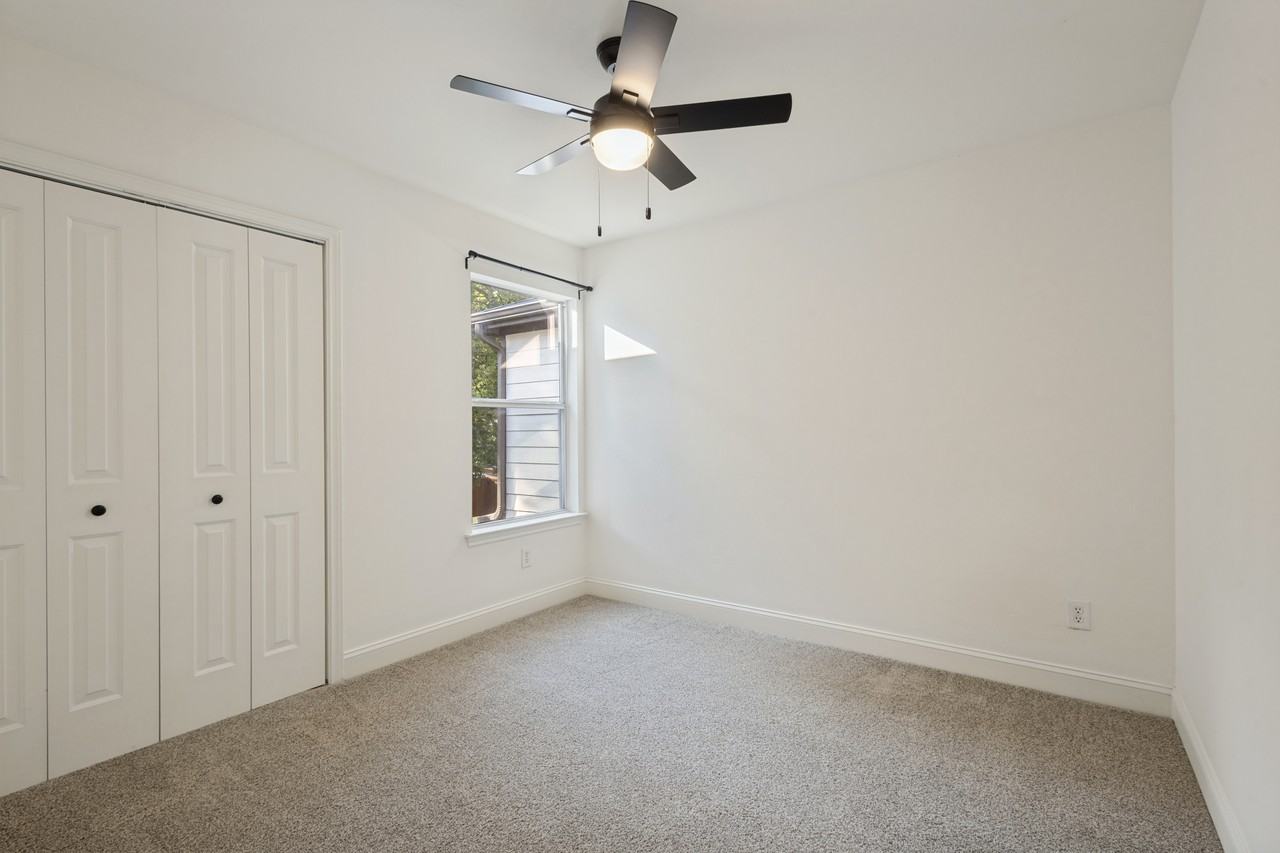 705 N Tennessee St #A - Photo 7 of 24