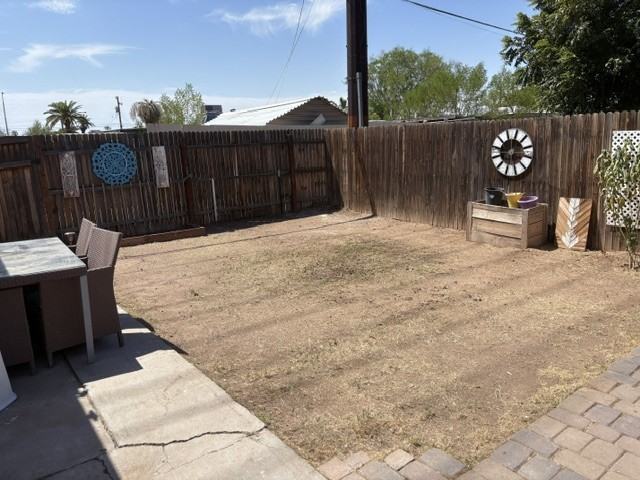 3607 W Meadowbrook Ave #NA - Photo 2 of 6