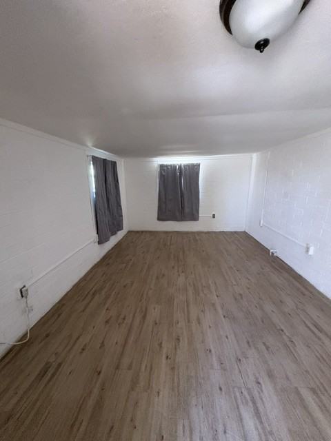 3607 W Meadowbrook Ave #NA - Photo 4 of 6