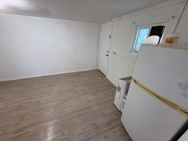 3607 W Meadowbrook Ave #NA - Photo 5 of 6