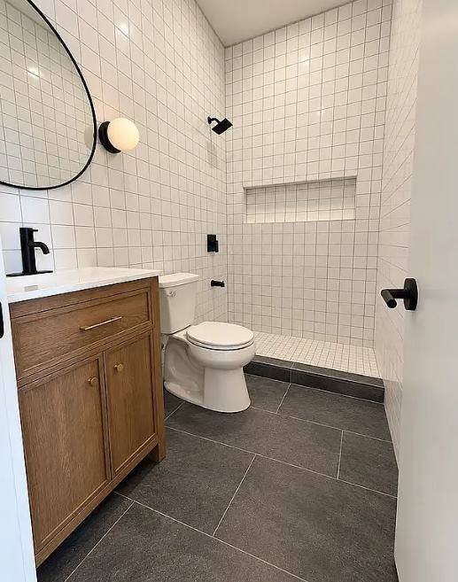 47 E 13th St - Photo 4 of 7