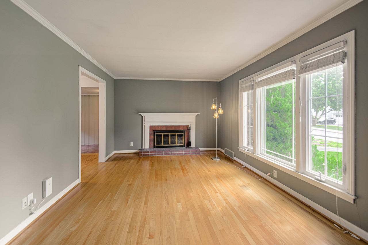 4218 W 54th St #NA - Photo 2 of 23